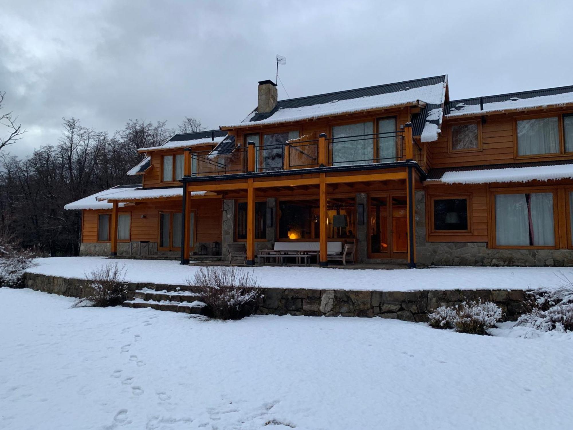 Rio Hermoso Hotel De Montana San Martín de los Andes Eksteriør bilde